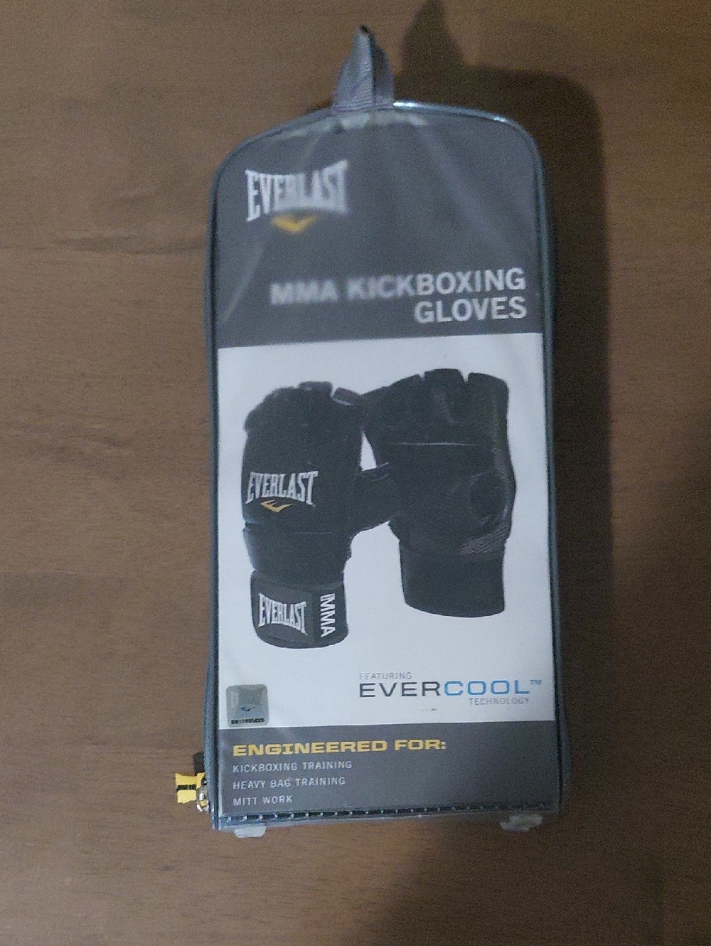 Everlast Black MMA Kickboxing Gloves